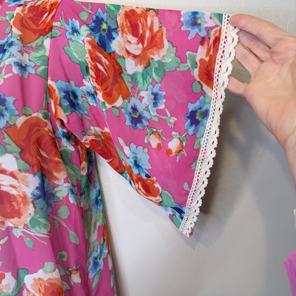 Chic Happens | Vibrant Floral Lace Trim Open Front Kimono Robe Swim Cover-Up - Picture 9 of 12
